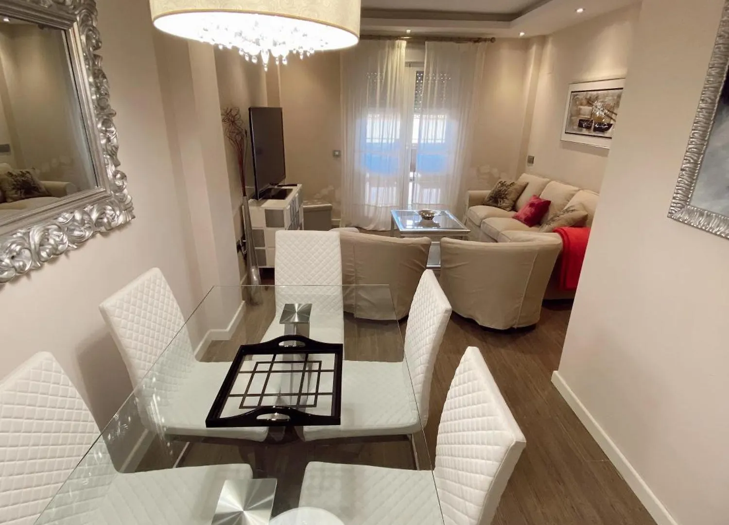 Beautiful & Cozy Apart. Pool & Parking-Downtown Sanlucar de Barrameda