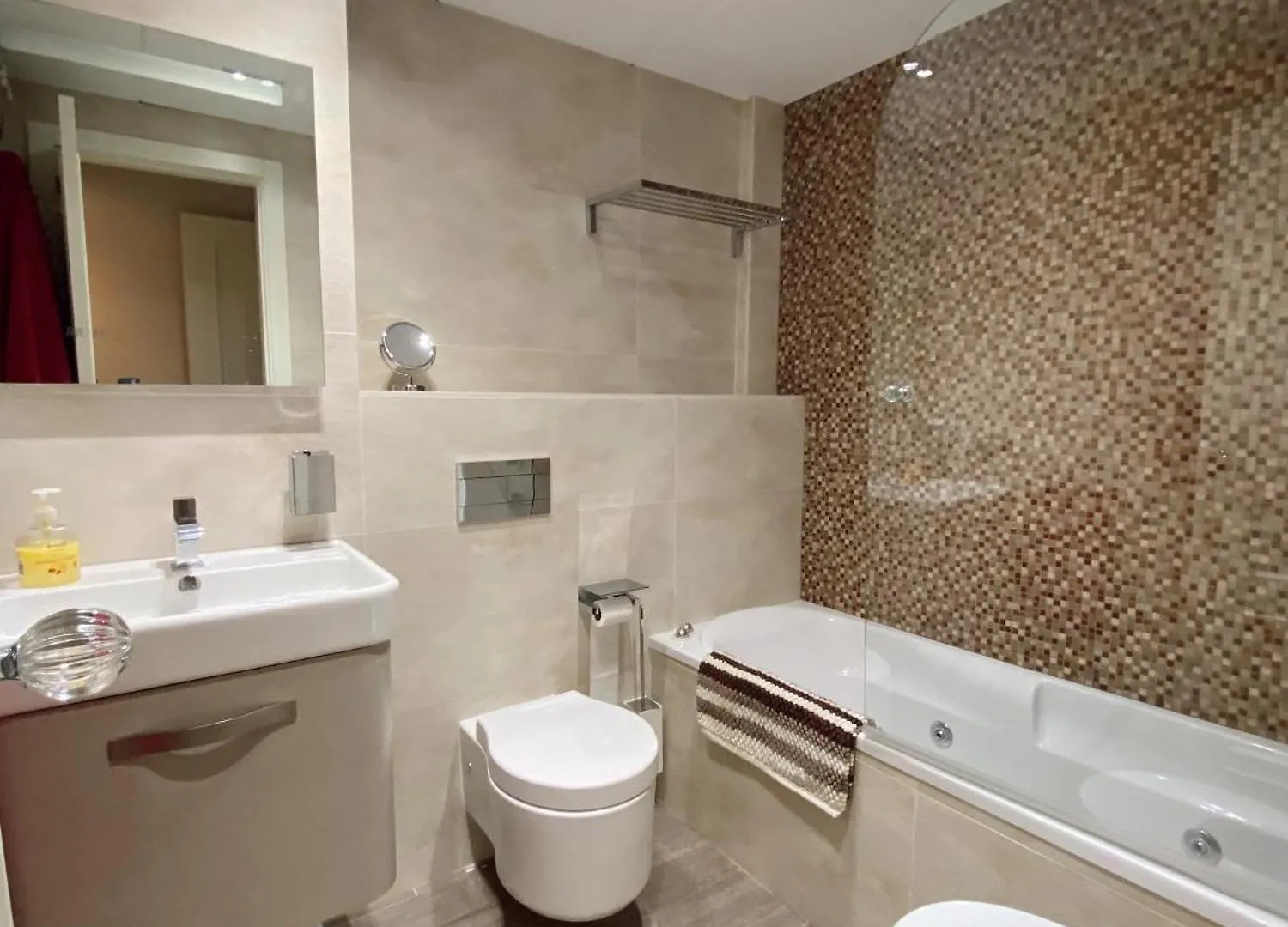 Beautiful & Cozy Apart. Pool & Parking-Downtown Sanlucar de Barrameda Spain