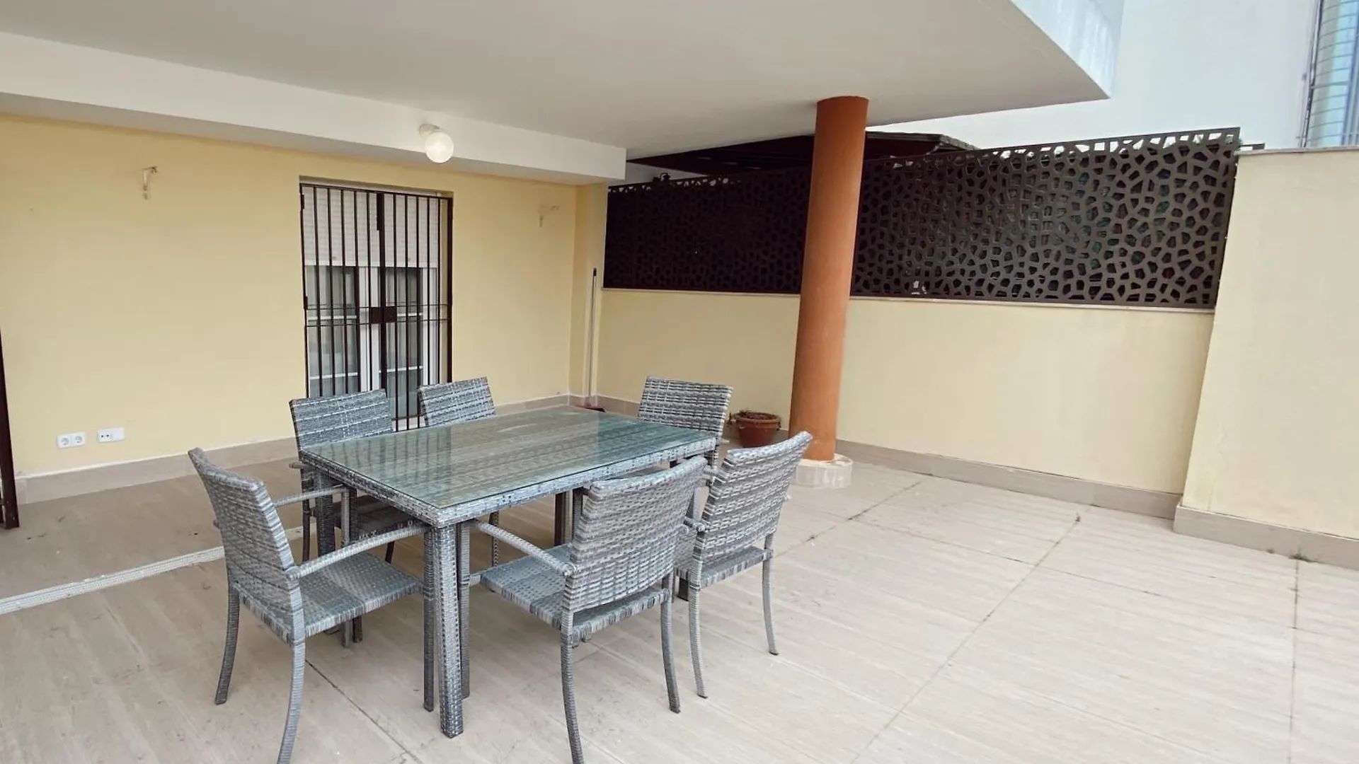 Apartment Beautiful & Cozy Apart. Pool & Parking-Downtown Sanlucar de Barrameda